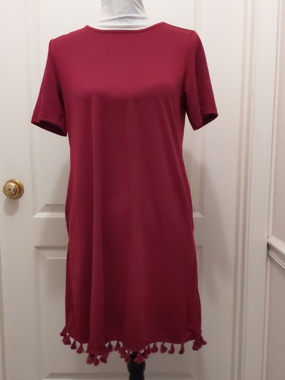 Maroon Shift Dress Knee-length Stretchy Dress Tassels  Short Sleeves Size Small